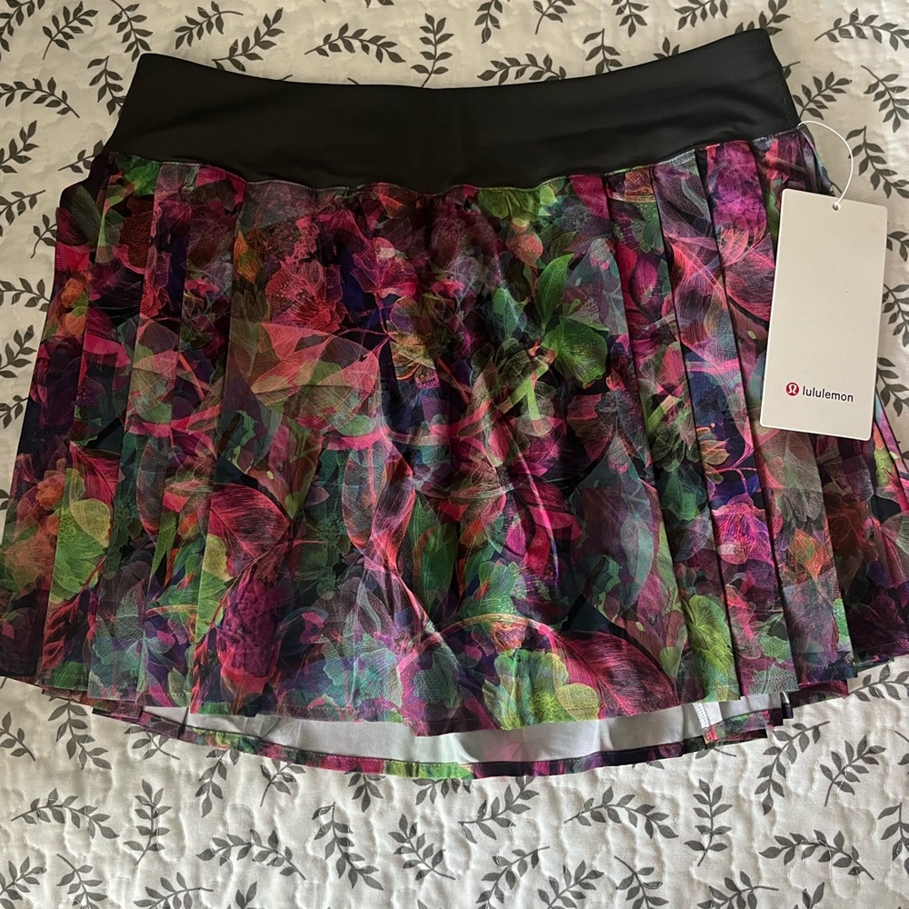 LuluLemon Tennis skirt